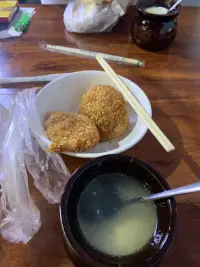 忙一天了，和朋友一起炫個(gè)南昌特色配圖