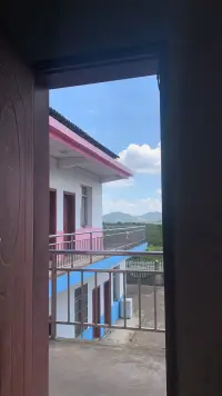白云蓝天配图