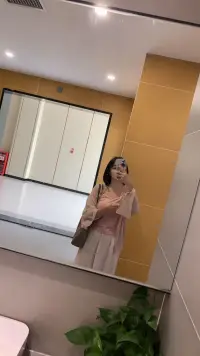 做牛馬的小李配圖