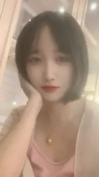 一群的同行，一群的中介子哈哈哈哈.....配圖