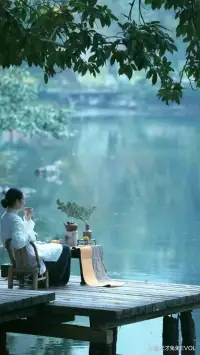 愛情是一個奇妙的東西，它能夠從心里層面改變人的精神面貌，這一點是親情和友情無法給予的。配圖