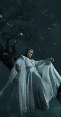 很喜欢《长相思》里的相柳的这句话：
“有力自保、有人相依、有处可去，愿你一世安乐无忧！”配图