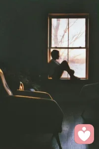 與事與人做到仁至義盡后，就可以心安理得的無(wú)情無(wú)義，真誠(chéng)如果開(kāi)不了花就讓它長(zhǎng)滿刺。配圖