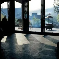 人生的最大破產(chǎn)是絕望，
人生最大的財富是健康。 ? ???配圖