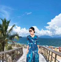 “你是世界的唯一！”每個(gè)人在這個(gè)世界上都是獨(dú)一無(wú)二的存在，都有自己獨(dú)有的價(jià)值。學(xué)會(huì)欣賞自己的獨(dú)特，不是孤芳自賞，更不是固不自封，而是能看到自己的與眾不同，并能主動(dòng)發(fā)揮自己的優(yōu)勢(shì)和潛能！