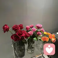 朋友，是人生路上的伴、雪中的碳、雨中的傘。感恩遇見，感恩相伴！祝您：平安、幸福、快樂每一天！早上好！[咖啡][啤酒][握手][擁抱][玫瑰]配圖