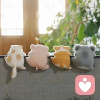 秋季是情緒病高發季！
狀態不好時，
?要允許自己停下來[擁抱][擁抱][擁抱]活在這個世界上，不要被每天瑣細的日常問題淹沒，每天不假思索地按照社會為你設定的道路前行。

而是應該經常抽身而出，停下來，哪怕只是片刻，問問自己：這是我想要的生活嗎？

這個問題蘊涵著生命最基本的問題：我來到這個世上，不是僅僅活著，而是創造，我想要創造什么呢？我能夠創造什么呢？

或者通俗地說：我想要做什么呢？我能夠做什么呢？只有把這個問題想清楚了，無論你做什么，無論結果如何，你都活出了你自己的韻味，當有一天離開這個世界的時候，不會有任何遺憾，因為你已經做了你想做的，做了你能夠做的。時光，因懂得而美好

生活，因知足而溫暖[愛心]心理｜[咖啡]

心理學家卡爾·榮格提出了一個概念，叫做“內在小孩（inner child）”。

如果一個人小時候，經歷了太多的忽視、壓抑或否定等等，“內在小孩”就會很受傷。人都是渴望被被愛、被關心、被接納的。

長大后的我們，已經有能力愛自己，就可以練習作為足夠好的“內在父母”，好好地重新養自己一遍。叔本華說得好：我們可以做我們想做的，但我們不一定能要我們想要的。

所以，自由的人生，并不是你想要什么就能得到什么，而是你想做什么就真的去做了。配圖