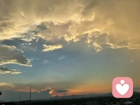 我的心理醫生是有錢和漂亮的自己。配圖