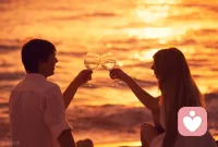 曾經(jīng)浪漫地相愛，進入婚姻后，卻發(fā)現(xiàn)生活平淡地只剩柴米油鹽和爭吵。你說懷孕行動不便，他卻說你太矯情；你想辭了“穩(wěn)定工作”去創(chuàng)業(yè)，他卻說你一把年紀(jì)還自以為年輕；你說被長輩責(zé)罵很難過，他卻說你想太多......

你曾經(jīng)以為結(jié)婚后他能為你遮風(fēng)擋雨，沒想到風(fēng)雨、苦難都是他帶來的。相愛容易，相處太難。你想一定要找一個懂我的人，如果別人也是這么想的，那不就是沒有交集了嗎？所以說還是先要做最好的自己，能夠多多去懂一懂他人。配圖