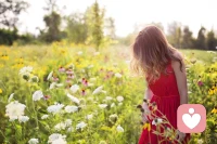 夫妻之間比離婚更可怕是：冷暴力
夫妻之間的冷戰是一種消極的情感表達方式，會對人的心理和感情造成深刻的傷害。

冷戰的過程中，夫妻之間的溝通被阻斷，彼此之間的情感交流也被切斷。


這種情況下，夫妻之間的感情容易破裂，甚至導致婚姻的破裂。

首先，冷戰會讓夫妻之間的情感距離越來越遠，產生隔閡和疏離感。

其次，冷戰會讓夫妻之間的信任和尊重受到損害，容易導致彼此的情感疲勞和厭倦。

最后，冷戰還會讓夫妻之間的溝通能力下降，影響到彼此的情感交流和相處質量。

夫妻之間的冷戰會讓夫妻之間的情感距離越來越遠，產生隔閡和疏離感。

夫妻之間比離婚更可怕是：因瑣事爭吵不休。配圖