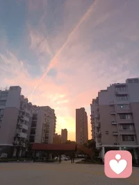 人固有一死，或重于泰山，或輕于鴻毛
父母賜予我們生命，讓我們來人間體驗(yàn)一場(chǎng)，我們應(yīng)該珍惜生命，讓我們生活得有價(jià)值，有意義！配圖