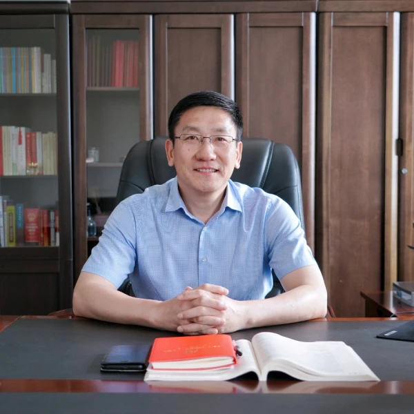 龍哥傾聽