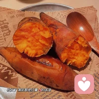 入秋九件套
 板栗紅薯糖葫蘆
 奶茶柿子關(guān)東煮
橘子落葉還有你配圖