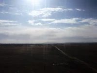人生最曼妙的風(fēng)景，莫過于內(nèi)心的平靜與從容。這種從容與平靜，是在經(jīng)歷了生活的繁華與沉浮、承受了歲月的風(fēng)雨與陽光之后，所擁有的淡定與平和。
美好的一天
從給自己一個(gè)微笑開始吧
?開心工作，開心生活配圖