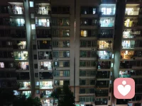 無法克制的壓抑,距離中的深深凝望 ,輕輕歌唱 ,黑暗中被溫暖改變的過往,?善良總能安然入睡…配圖