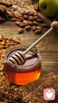 現實與理想之間距離

現在挺多孩子玩網絡游戲，我們那個年代也有人在玩，為什么會沉迷其中？因為現實滿足不了的東西，在網絡世界中可以被滿足，讓他們有成就感，滿足感，能自信，覺得自己有本事。

父母一般都不想孩子上網癮，在管控孩子上網時間，而孩子不聽管教，在跟父母進行對抗和叛逆，想他們不玩游戲，不刷抖音挺難的，強制帶來了更大的反抗和斗爭。那能怎么辦？在現實中沒被滿足的虛榮感，沒有被父母肯定，無條件接納，他們只是在表現自己有思想，有能力罷了。

希望我們做爸媽的人，能多點關心孩子，不單單只是關心成績，名次，技能，更多讓孩子感受到愛，肯定，接納，讓孩子在低潮時勇敢面對，不驕傲狂妄，變得積極，正能量，自信起來。配圖