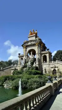 男女之間

其實吵架是經常有的事，但只要那個女的稍為理智一些，那個矛盾不會一直擴大化，不可收拾狀態。男的不會一直糾纏不放，他其實想停止戰爭，是對方一直糾纏，不肯放過彼此。

那我這樣說，女的會覺得我說得并不事實和公平，說男的做錯了才會糾纏。其實都有錯誤吧，兩個人都要看到自己的優點和缺點，不能糾纏對方的錯，也要發現自己是否有要改善的地方，不執著懂得放下一些眼前的細節，一切都會豁然開朗。

男女之間的問題其實很現實也很利己，一切都會先考慮自己的感受和利益，忽略了對方的感受和利益，都考慮進去肯定挺難。有時候會付出多一些或有些吃虧，不能太計較眼前的得失，和平相處可能是愿意付出和不計較吧。配圖
