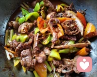 幸福莫過于
?陪爸媽一起，吃很多頓飯配圖