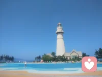 昨天越來(lái)越多，明天越來(lái)越少。走過(guò)的路長(zhǎng)了，遇見(jiàn)的人多了，不經(jīng)意間發(fā)現(xiàn)人生最曼妙的風(fēng)景是內(nèi)心的淡定與從容，頭腦的睿智與清醒。配圖