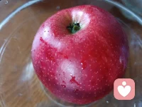 伙伴們，你想到過站在遠處看看自己嗎？

    看看家庭中的自己，看自己的所為是否符合自己的角色；看看工作中的自己，看自己以一種什么狀態在工作；再看看自己的身材，看自己的生命狀態如何。

      人生如同一場戲，家庭中盡己所能演好自己的角色（不越界）；如果工作不能使你感到幸福，就以幸福的心態去工作；對自己的身材不滿意，就調整自己的生命狀態以自己舒服的方式去生活。做好我們能做的，專心演好自己的角色，豈不更好。

      外面沒有別人，只有自己。[咖啡]配圖