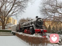 雪是自然送給人間的情書。

當大雪飛舞時，

訴說的是對大地的歡喜；

當雪凝結成冰時，

抒發的是對大地的堅貞。配圖