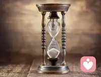 【親愛的朋友，你辛苦啦】
“我明白你風(fēng)塵仆仆走了很長(zhǎng)的路
也知道你傷痕累累吃了很多的苦
但是我仍然不能真正的與你感同身受

這個(gè)世界上真正能治愈你的
唯有你自己
兩分看開，三分釋懷
兩分堅(jiān)強(qiáng)，三分倔強(qiáng)
就著時(shí)間長(zhǎng)河里的水
慢慢的你會(huì)痊愈的

半生風(fēng)雨，半生匆忙
半生奔波，半生慌張
歲月留給你的除了人生傷痛
還有對(duì)人生的感悟
以及成長(zhǎng)的從容

我要對(duì)你說的是
余生還很長(zhǎng)
所以別急，別慌
最好的總會(huì)壓軸出場(chǎng)”配圖