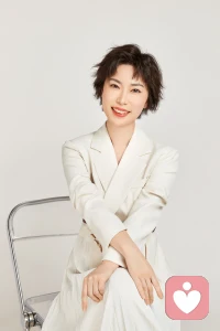 伙伴們晚上好，還不認識的來認識一下啦

我是段賽子

陪伴你擁有幸福喜悅、內在豐盛、自由綻放的人生！配圖