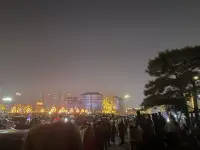 每個生命都有自己的美麗，
跟著夢想，
堅持自己選擇的路，
經歷一些該經歷的事，
尋得自己想要的風景。配圖