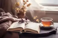 現(xiàn)代人的痛苦，不是因?yàn)榈玫降奶伲且驗(yàn)橄胍奶?。配圖