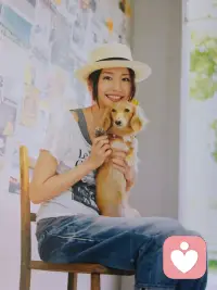 知足就快樂！簡單就快樂！不攀比就快樂！
不苛求就快樂！能吃苦就快樂！肯吃虧就快樂！
快樂很簡單！只要你心里裝著快樂！
世界可以復雜，你要簡單！
別人可以復雜，你要簡單！
不要猜別人，更不要改別人！
總之，好好做自己，做好自己就快樂！配圖