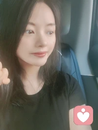 上天讓你來此一遭，是為了見山，見水，見眾生。而非只為一人。??????

你是生命。

本該盛放，開出自己的樣子。?????

你是一段時間。?????

本該傾盡全力，賦予自己更多意義。配圖