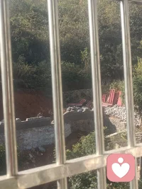 當(dāng)你自己足夠強(qiáng)大，自己有更多的內(nèi)在價值感的時候，你可能就不太在意別人的看法了。配圖