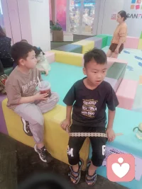 愛的本質是自由和接納配圖