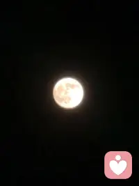 愿你有面对变化的勇气与智慧，如月般阴晴圆缺皆是风景，内心愈发坚韧。