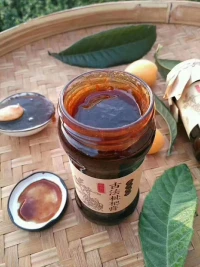 不要被概念裹挾。

比如“躺平”，什么是躺平？誰躺平了？我的眼中，每個人都在以自己的方式最大程度認真地活著，沒有任何人有足夠的智慧評判另一個人，包括自己對自己。只要每天過得順暢，簡簡單單，開開心心，散發的氣場就會積極且正向，對周圍的人和環境都是貢獻和滋養。配圖