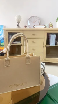 你的負(fù)面思維形成于童年時期，是小時候的你保護自己的一種方式。但一個孩子無法過好一個成年人的生活，所以，當(dāng)你有負(fù)面思想時，感謝那個孩子曾試圖保護你。然后作為一個成年人，去保護他們。配圖