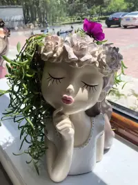 生活是自己的，千萬別為難自己，有什么樣的能力，就過什么樣的生活，盡力而為，量力而行，做個溫暖的人…配圖