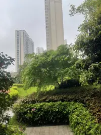 低自尊的人往往會(huì)小題大做
或者知覺(jué)不到根本不存在的排斥
從而破壞他們自己的親密關(guān)系配圖