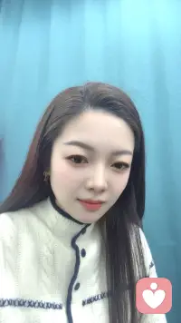 年，就这样隆重而来，悄然而去。假期结束，好好工作，薪想事成。启程2026，新的开始，愿我们苦尽甘来，从此逆风散尽，顺风顺水。”配图