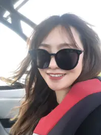今天看到一個提問說：
“短暫的陪伴到底是禮物還是懲罰？”
底下一個回復讓我印象深刻：
“你不貪心，便是禮物，你若還期待，便是懲罰”配圖