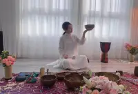 盡管如此，我依然相信每天的陽光都會灑在你的心間，永遠照耀你??配圖