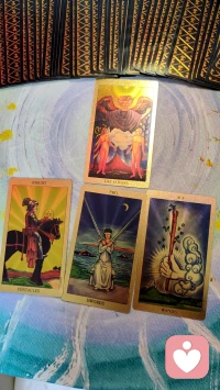 生活不是一套无解的牌，要看你选没选对人，帮你来解决配图