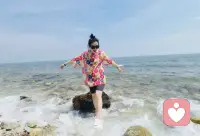 《用生命影響生命》——泰戈爾

把自己活成一道光
因為你不知道
誰會借著你的光
走出了黑暗

請保持心中的善良
因為你不知道
誰會借著你的善良
走出了絕望

請保持你心中的信仰
因為你不知道
誰會借著你的信仰
走出了迷茫

請相信自己的力量
因為你不知道
誰會因為相信你
開始相信了自己

愿我們每個人都能
活成一束光
綻放著所有美好配圖