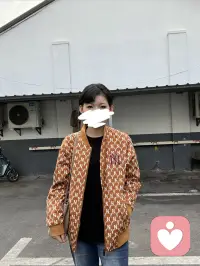 帅帅的小男孩配图