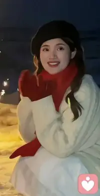 生活智慧篇

一個人如果懂得了自我探索，往往就會懂得向內看，而不會向外求。

許多人一輩子都習慣了向外求，總認為房子，車子，外界的認可才能決定我們自身的價值。

于是我們習慣了向外去尋求，而這樣的人往往走得不長遠。曾經我有一個老師講述，當你把年薪百萬和買房買車作為自己人生理想的時候，往往你的后半生就會陷入到困頓中。

真正意義上的人生，我們一定要去問自己，我是誰，我的人生目標是什么，我要去哪里，當我們不斷在思考這些問題的時候，你的自我探索才會真正開始。

幸福的人生與自我探索能力密切相關，當我們對人生的這些底層問題思考越清楚，我們就越能把握自我的人生走向！配圖