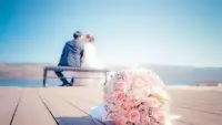 婚姻經營篇

婚姻有時候無底線的遷就和妥協也會將婚姻推向深淵，很多善良通情達理的一方為了經營好家庭，不斷地遷就對方，委屈自己，無限的去做自我妥協。

但是你不懂人性，你不知道就是因為你善良，無底線的一步步退讓，最后讓自己遍體鱗傷，對方還不記得你的好。

婚姻里的妥協一定是相互的，有原則、有底線的。有些事情也是不能被妥協和原諒的，這也是原則。因為每一次為對方的妥協，都是妥協一方的底線退讓！配圖