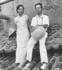 擇偶：同頻才能相處不厭

林徽因曾說：

“只有心靈相通的人，才有共鳴看人世間的潮起潮落；

只有靈魂相近的人，才能看到彼此內心深藏的美麗。”

真正長久的感情，不是乍見之歡的欣喜，而是精神層面的同頻。

步履不同的人，終究會走散在人海里。

同頻的人，無論境遇如何變化，都能相處舒服，久伴不厭。配圖