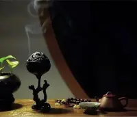 人生交往中的“十條禁忌”



1，不要自視清高，

2，不要盲目承諾，

3，不要輕易求人，

4，不要強加于人，

5，不要取笑別人，

6 ，不要亂發(fā)脾氣，

7，不要打斷人家說話，

8，不要小看儀表，

9，不要封閉自己，

10，不要欺負老實人。

與人為善，積善成德！配圖