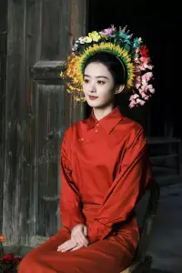 中年悟道

1、當(dāng)下就是最好的道場，真正的修行就是紅塵煉心，事上練，坐中靜，舍中得。

2、致虛極，守靜篤，身心就會接收到天地的高維能量。

3、享受孤獨，清理環(huán)境就是凈化自己的潛意識。

4、語言就是命運(yùn)，言即肉身，不可妄言。

5、因果法則真實不虛，萬法皆空，唯因果不空，因上努力，果上隨緣！配圖
