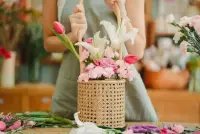 人這一 生，終究會穿越一場場暴雨，和自己在
解！


請記住：勇敢結束的人，會被獎勵一個新的開始！配圖